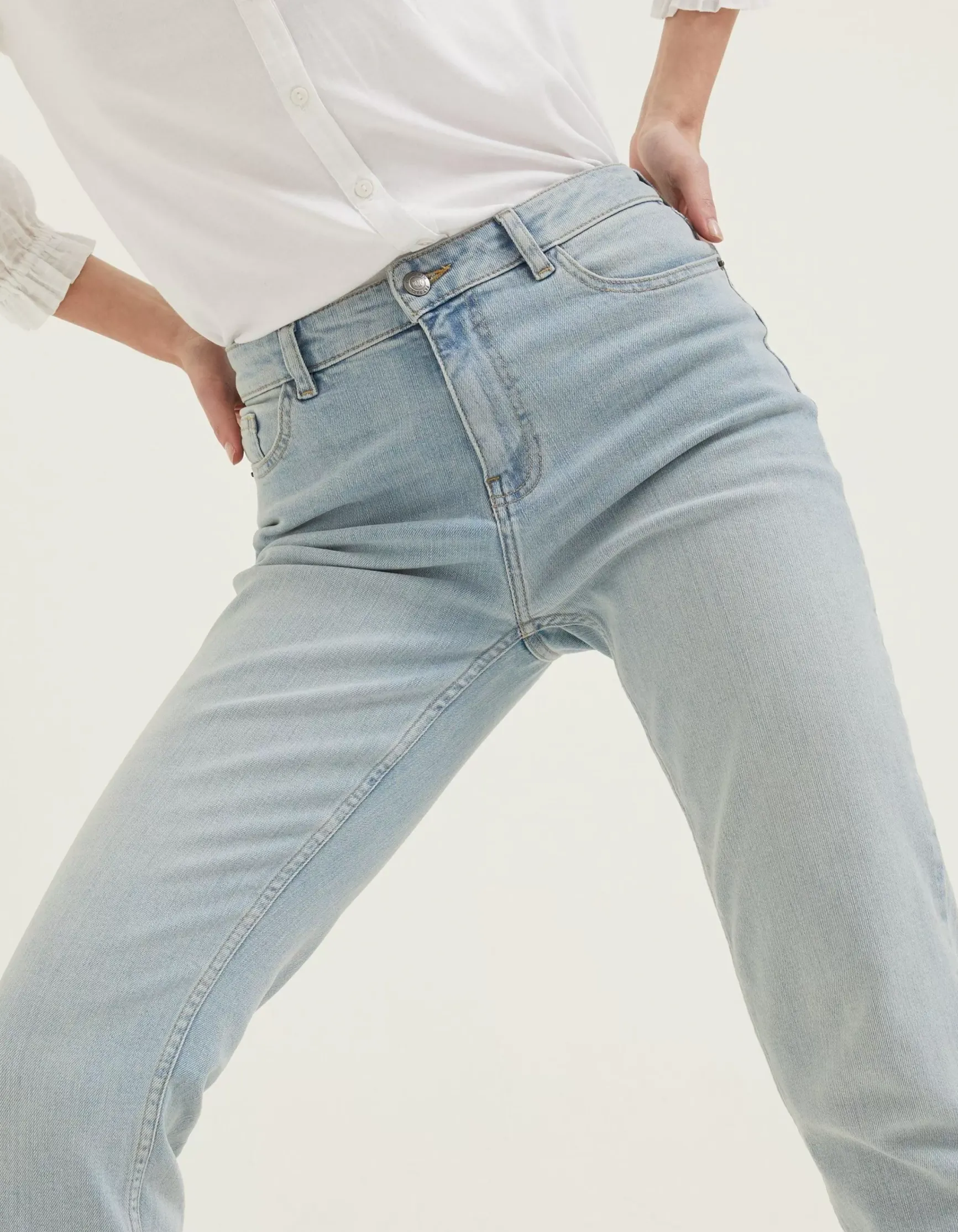 FatFace Chesham Girlfriend Comfort Stretch Jeans|Women Jeans & Dungarees