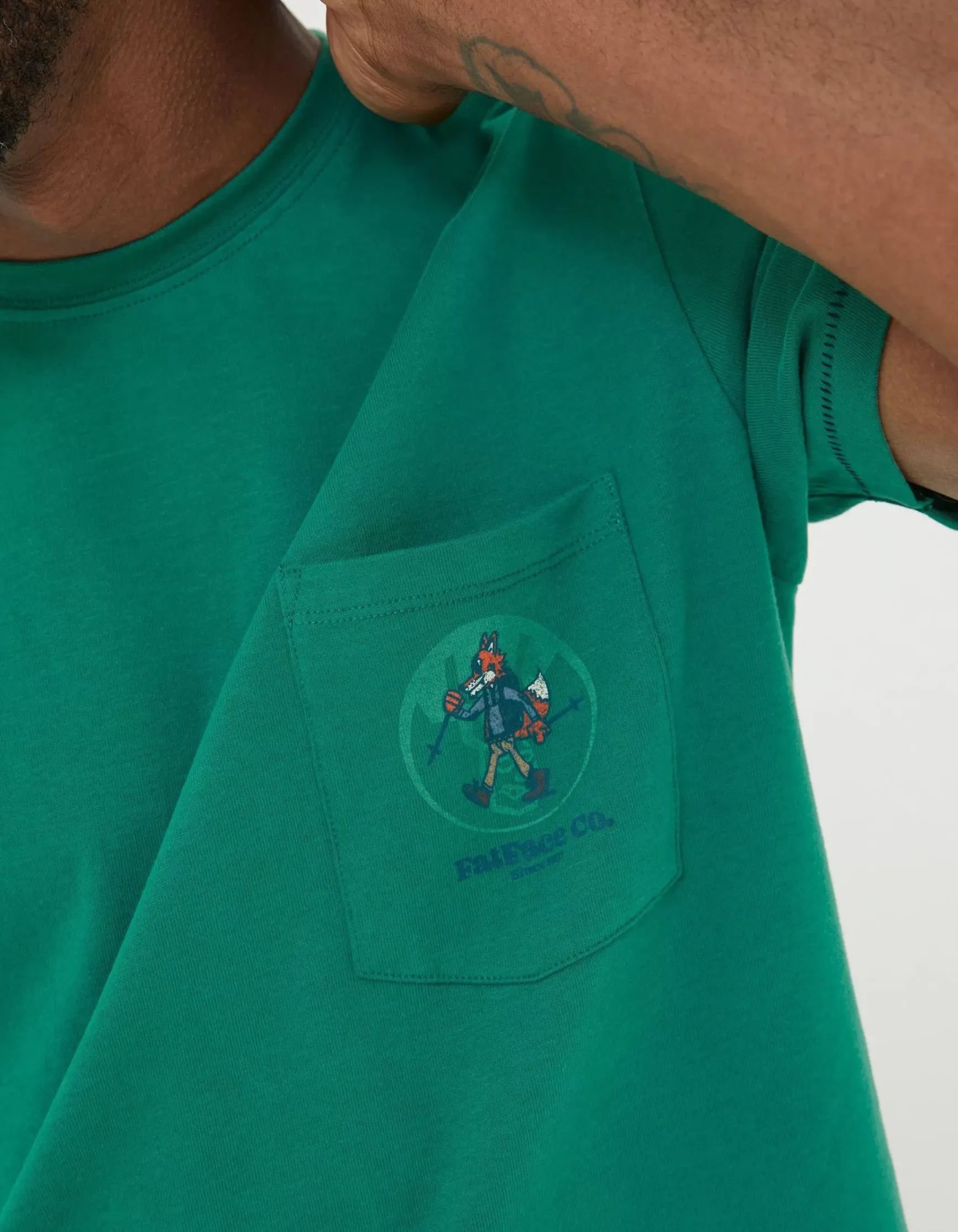 FatFace Foxy Walking Club T-Shirt|Men T-Shirts