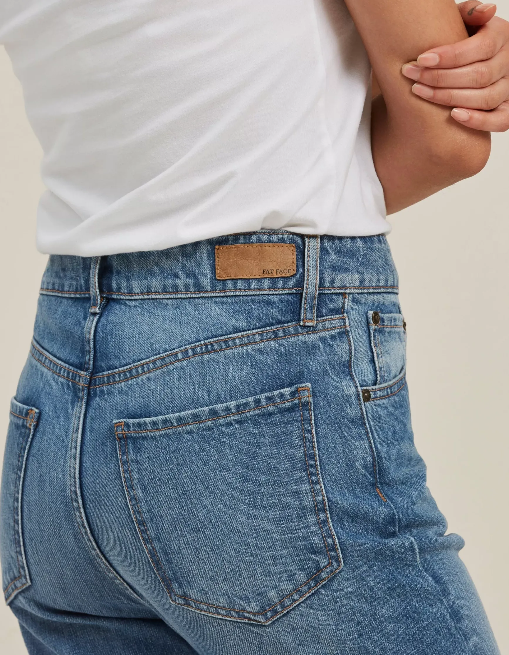 FatFace Newham Straight Jeans|Women Jeans & Dungarees