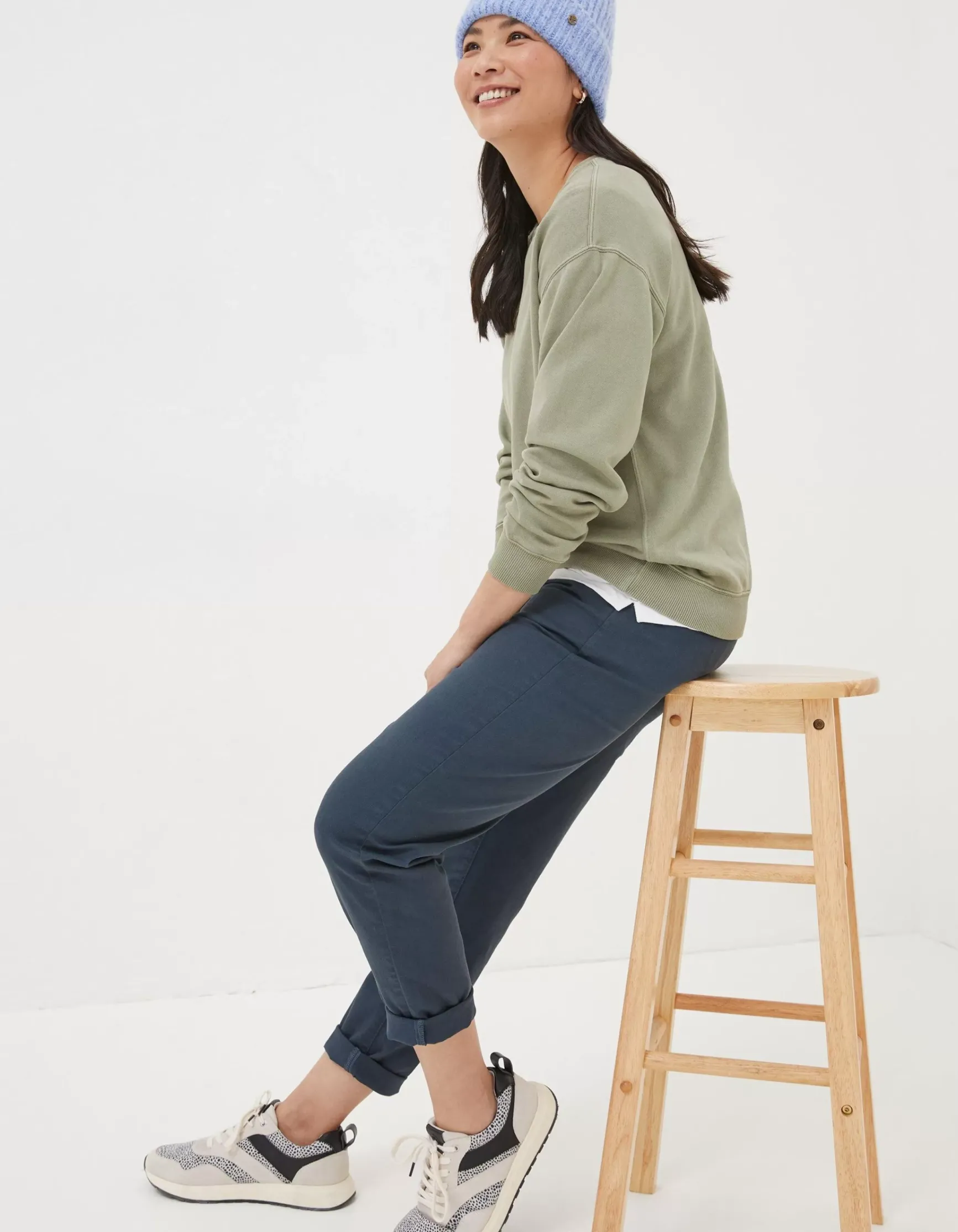 FatFace Organic Cotton Georgia Crew Sweatshirt|Women Sweatshirts & Hoodies