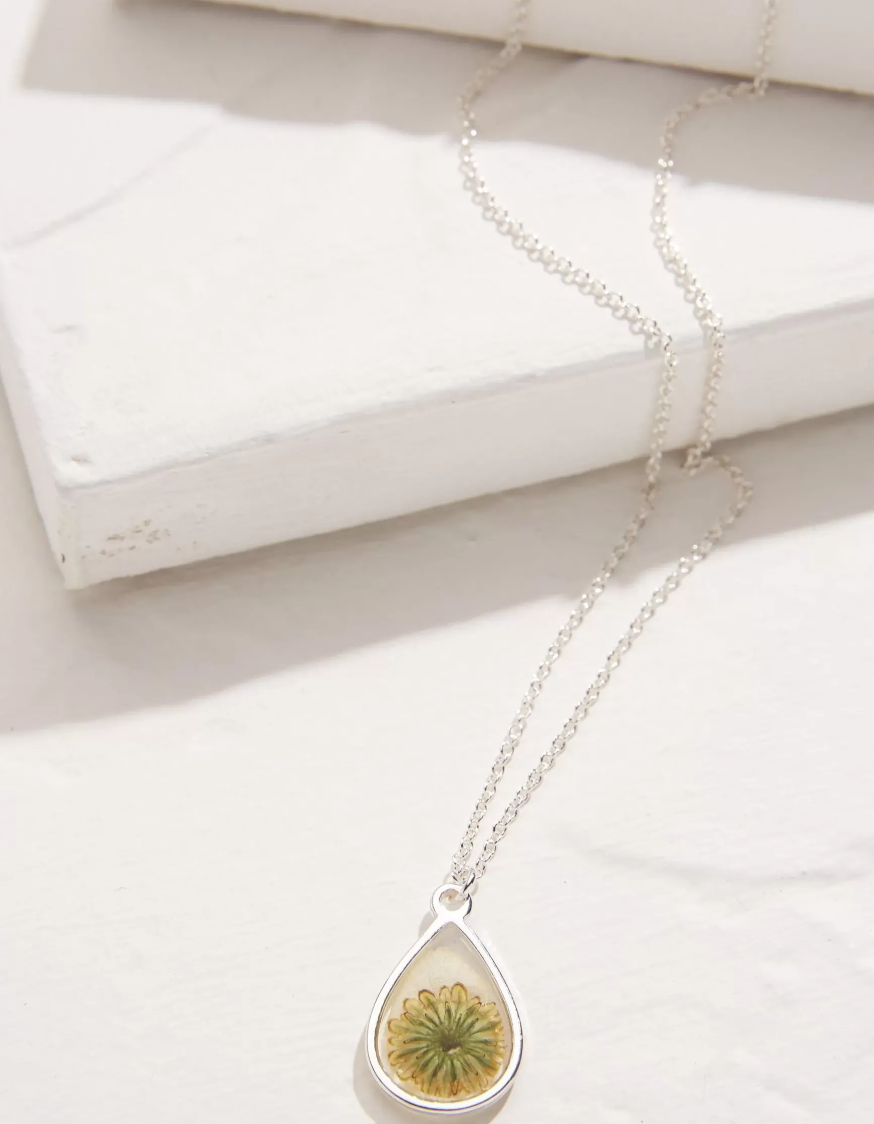 FatFace Pressed Daisy Necklace|Women View All