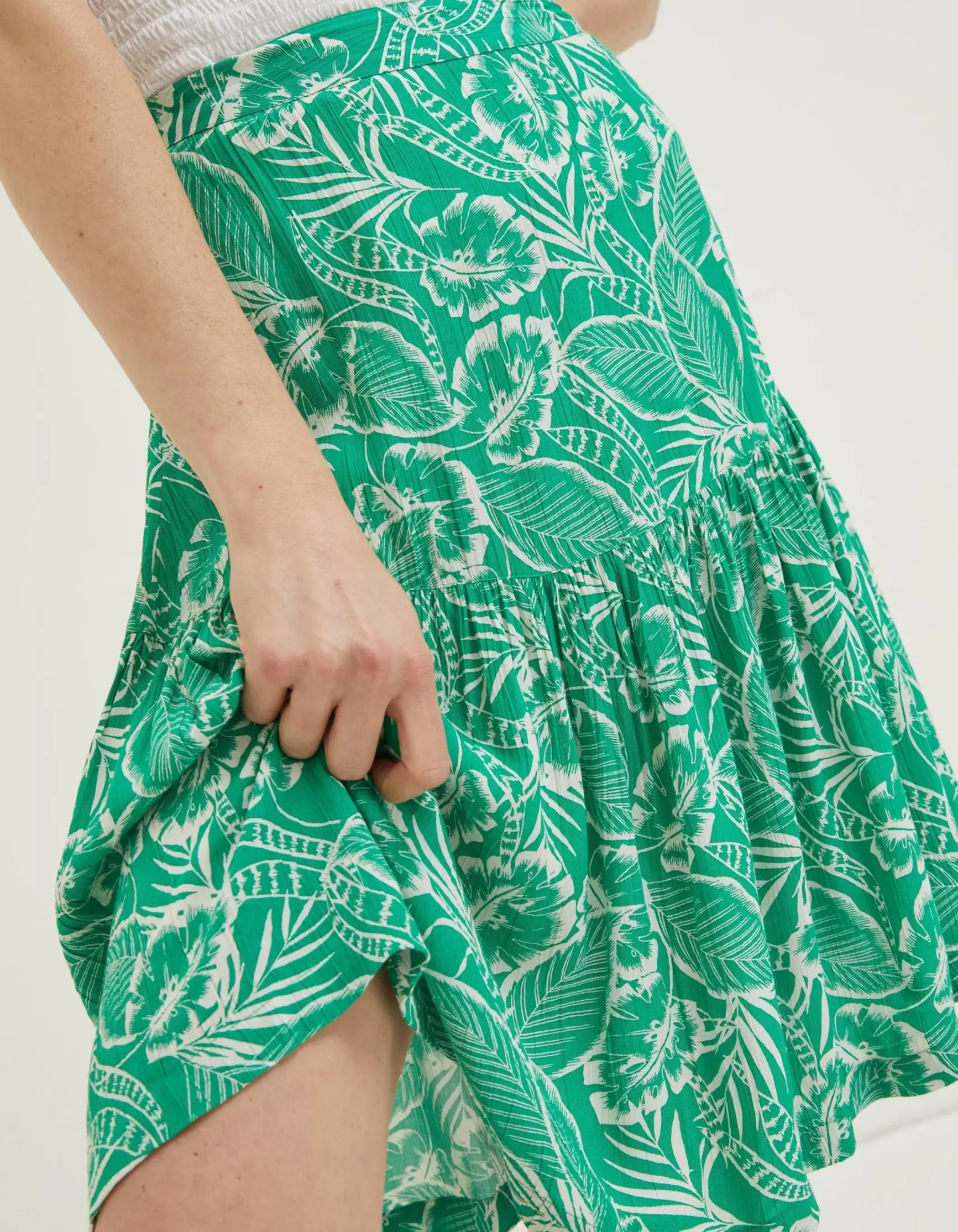 FatFace Remy Tropical Leaf Skirt|Women Skirts