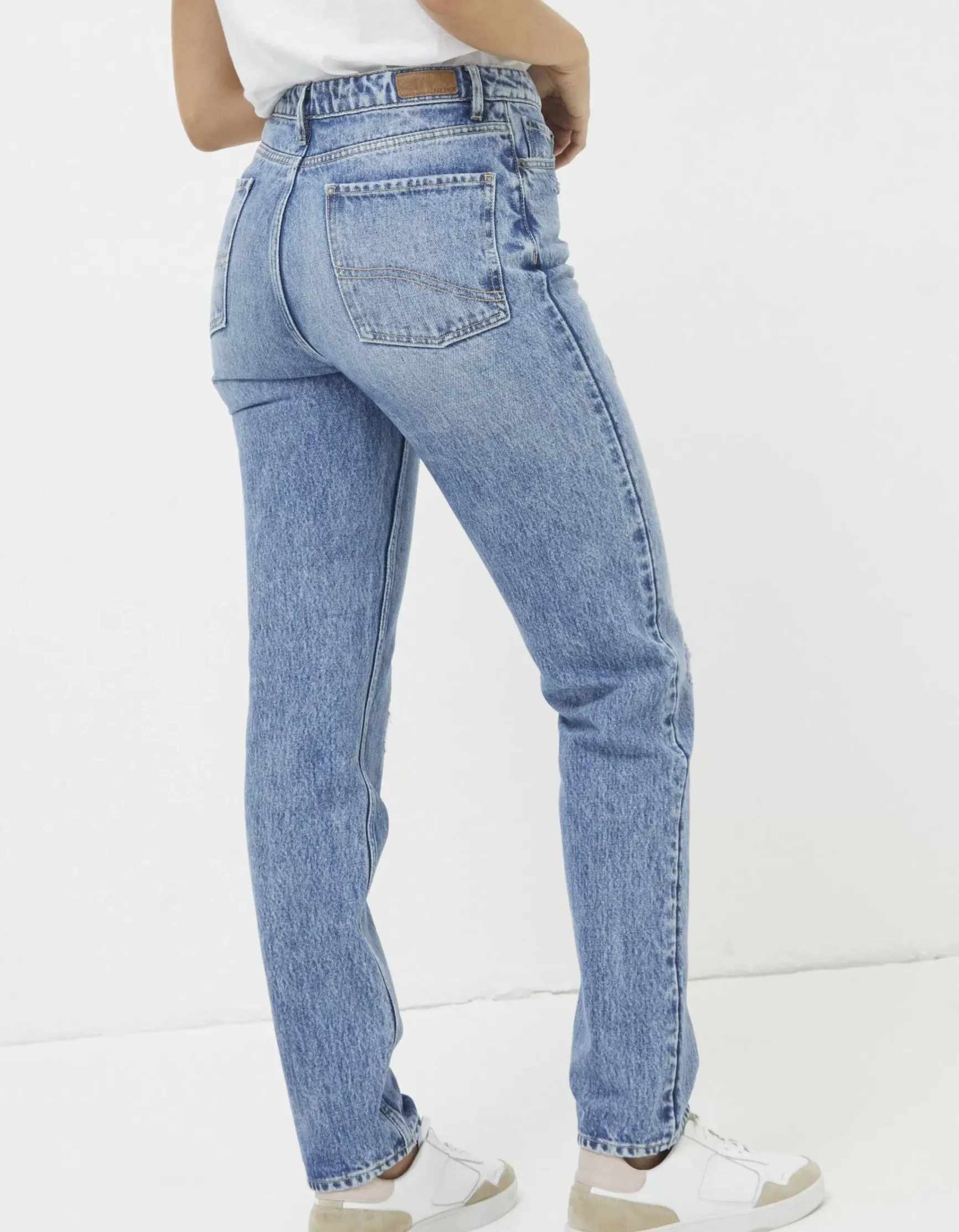 FatFace Rip And Repair Mom Jeans|Women Jeans & Dungarees