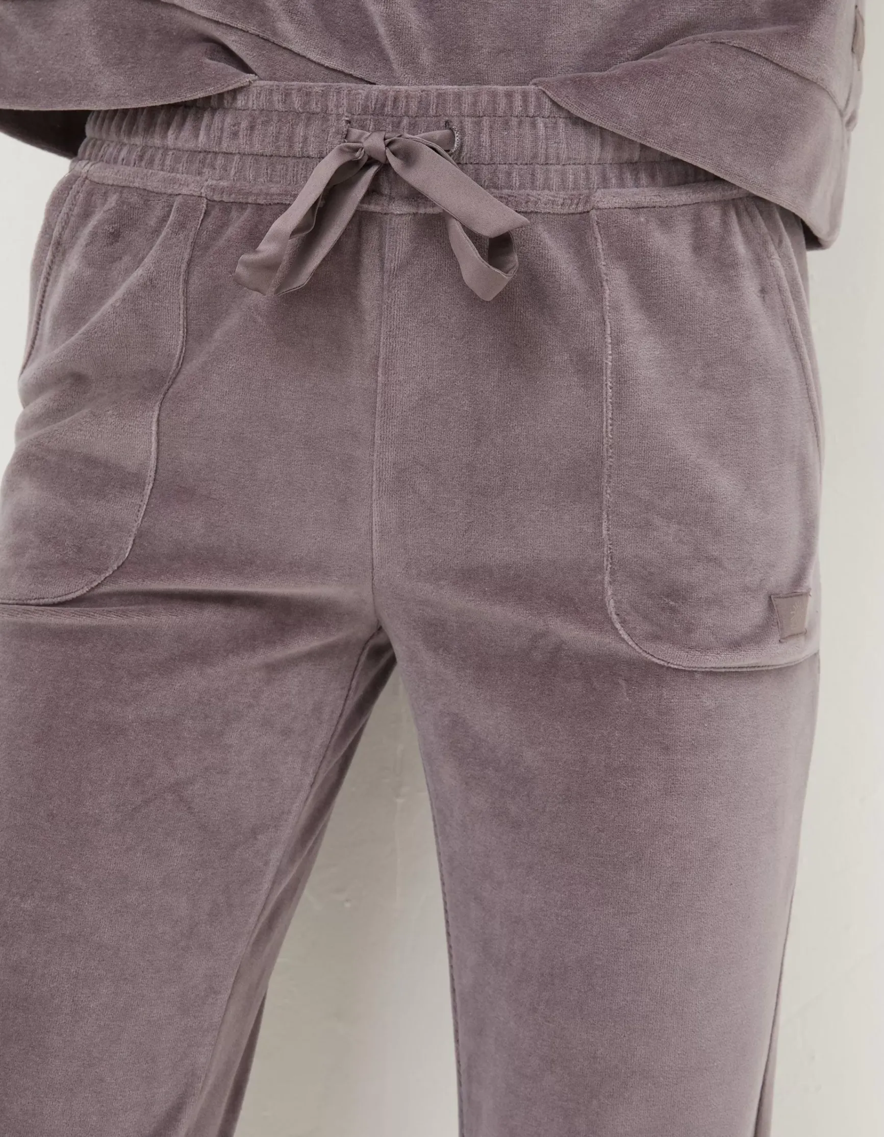 FatFace Verity Velvet Jogger|Women Nightwear & Loungewear