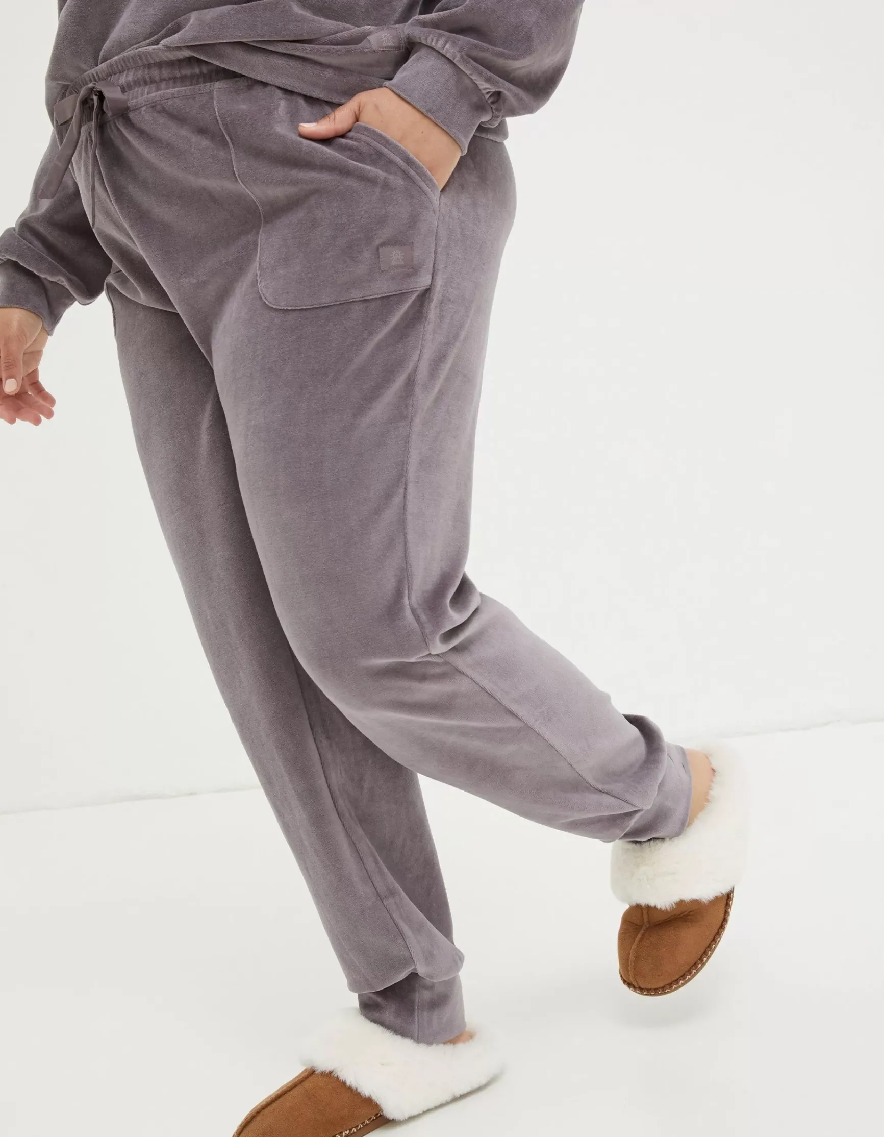 FatFace Verity Velvet Jogger|Women Nightwear & Loungewear